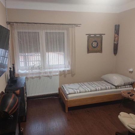 Feher Galamb Apartman Gyál 외부 사진